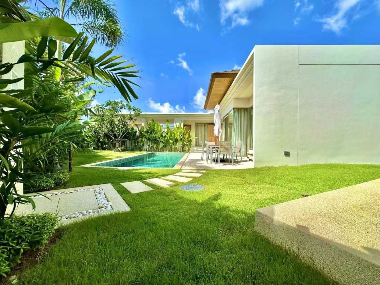 Property image - full photo 1