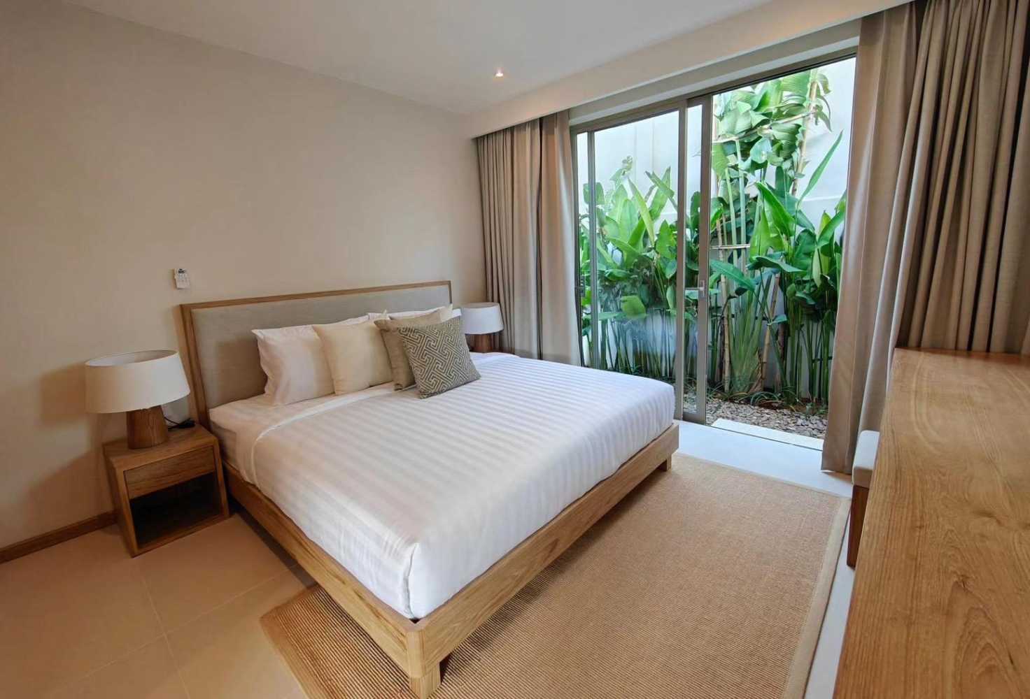 Property image - full photo 11