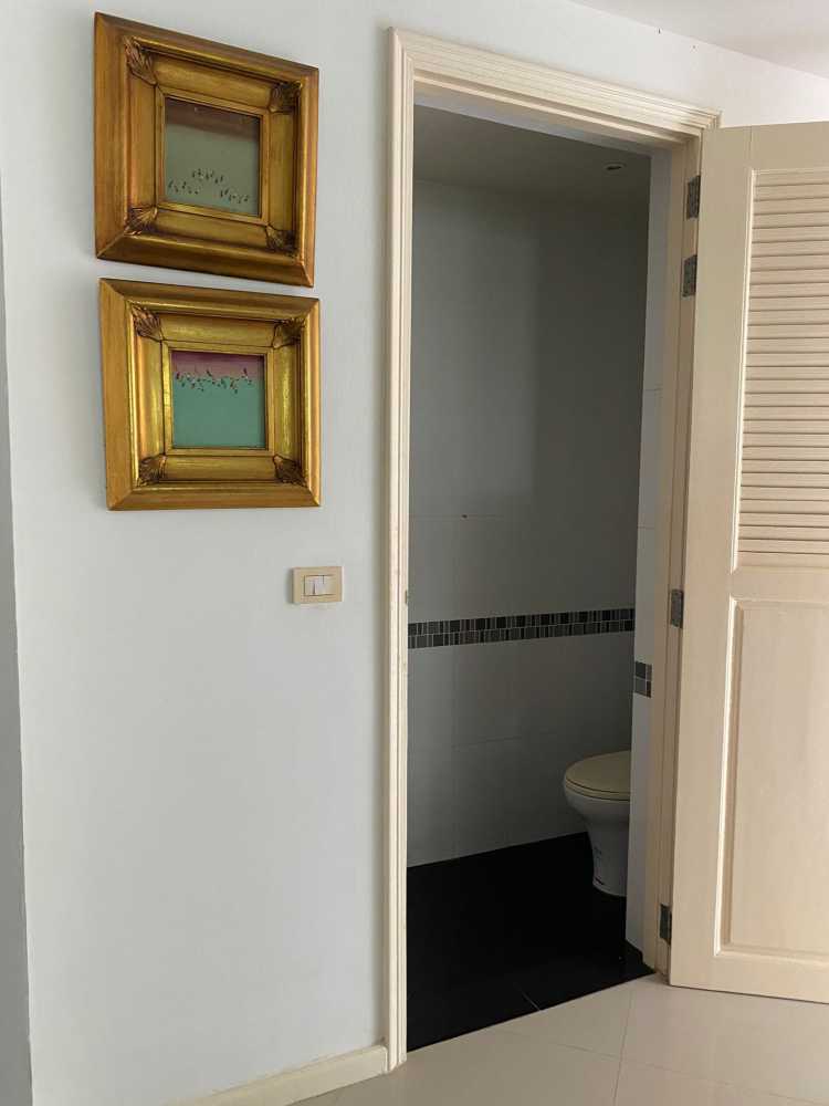 Property image - full photo 15