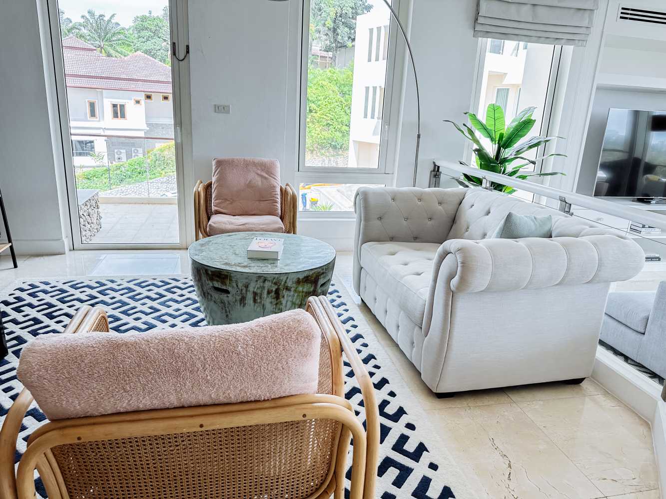 Property image - full photo 12