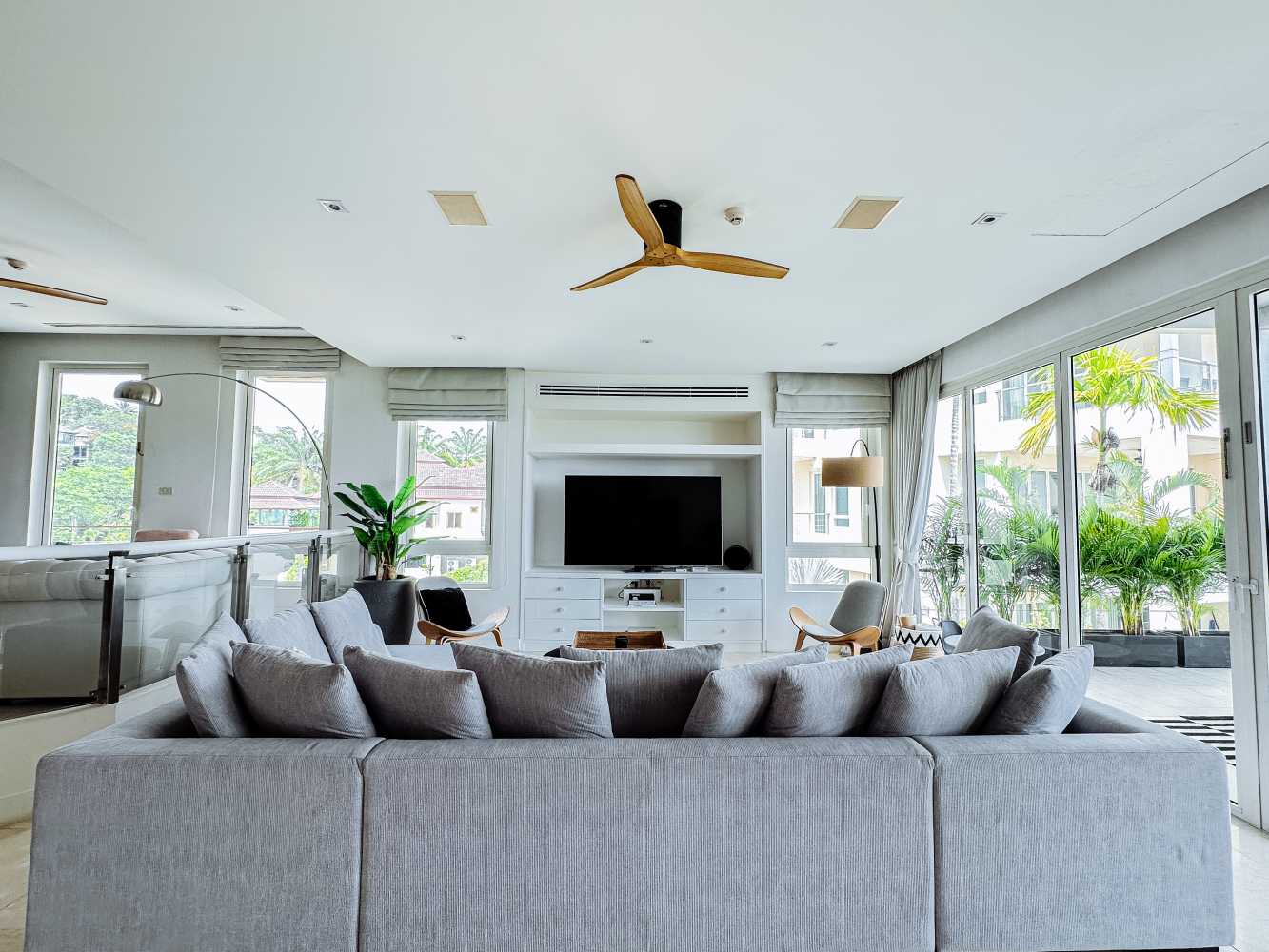 Property image - full photo 8