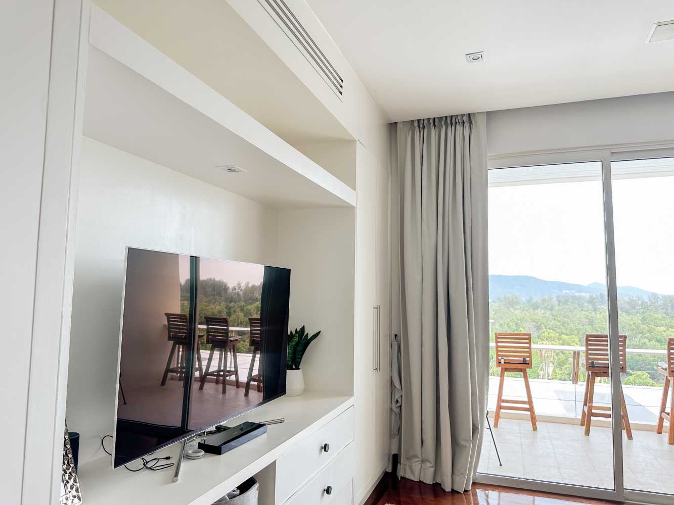 Property image - full photo 38