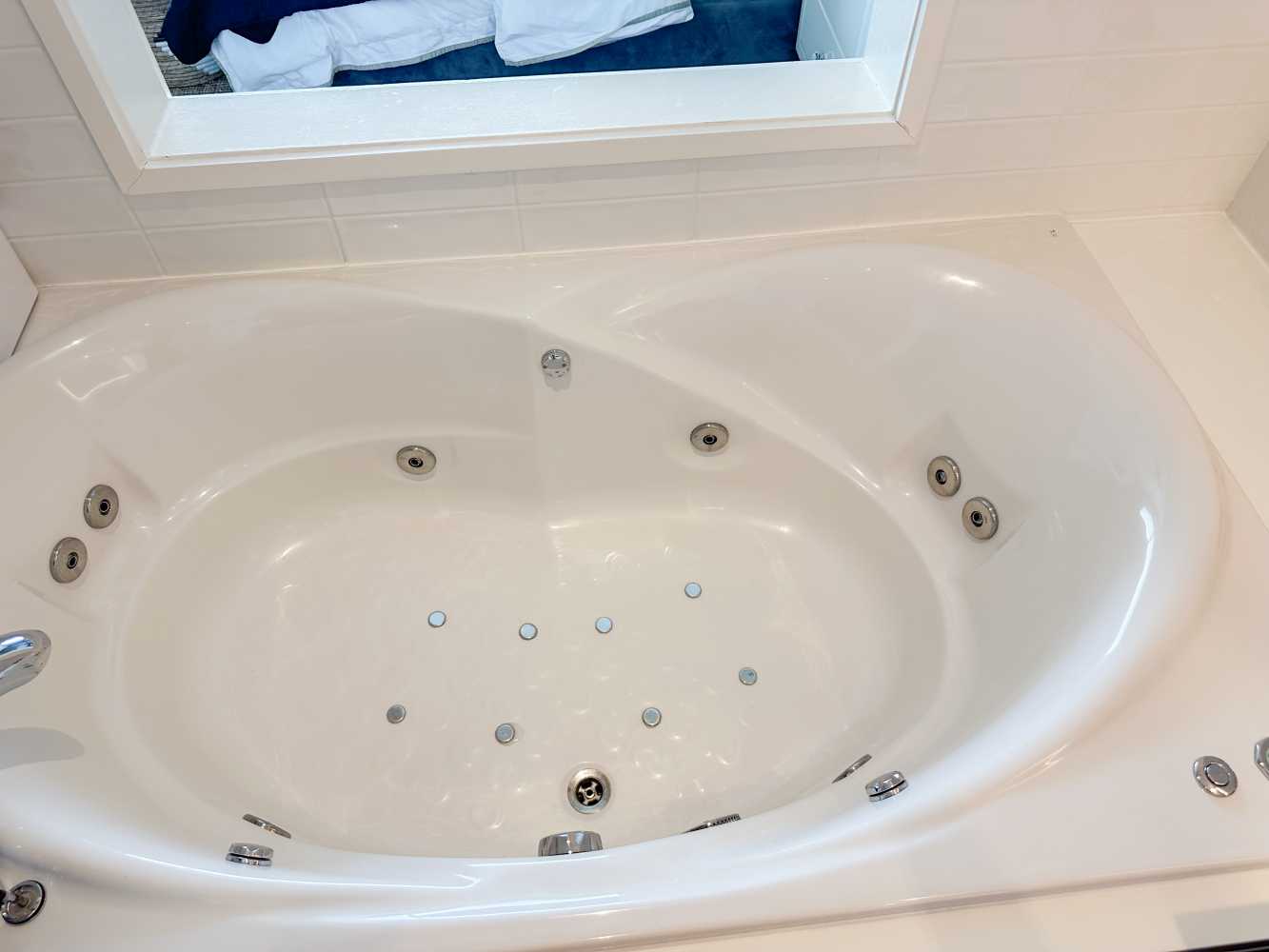 Property image - full photo 35