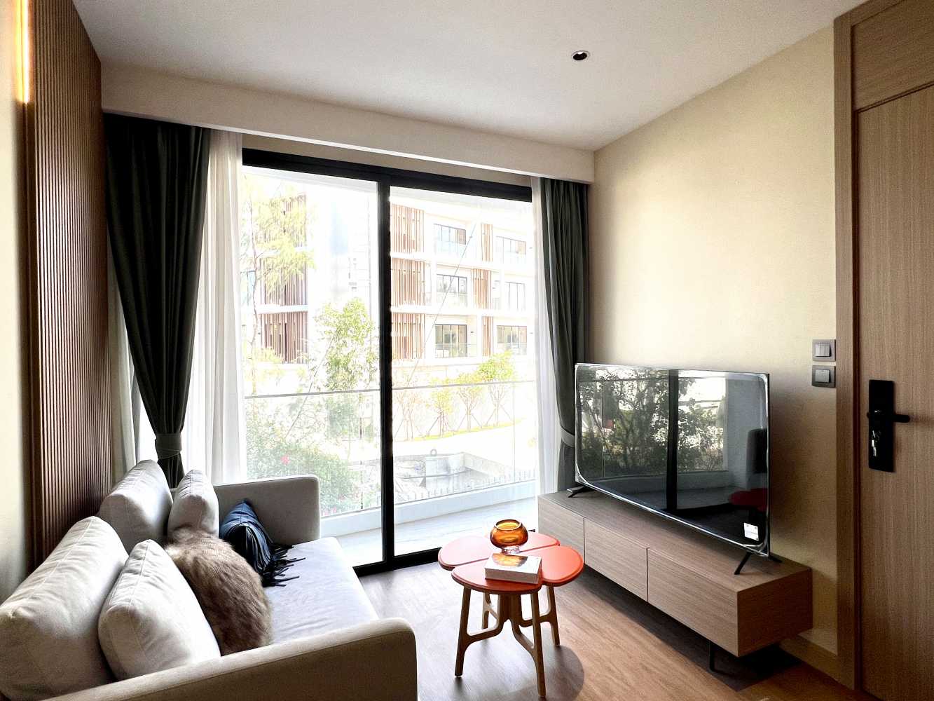 Property image - full photo 1