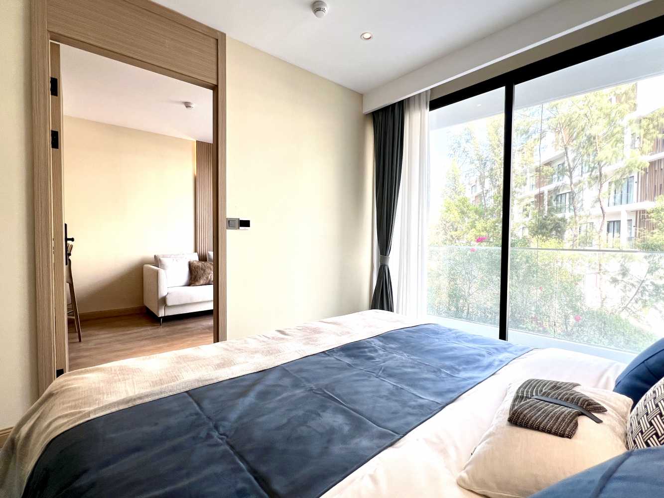 Property image - full photo 10