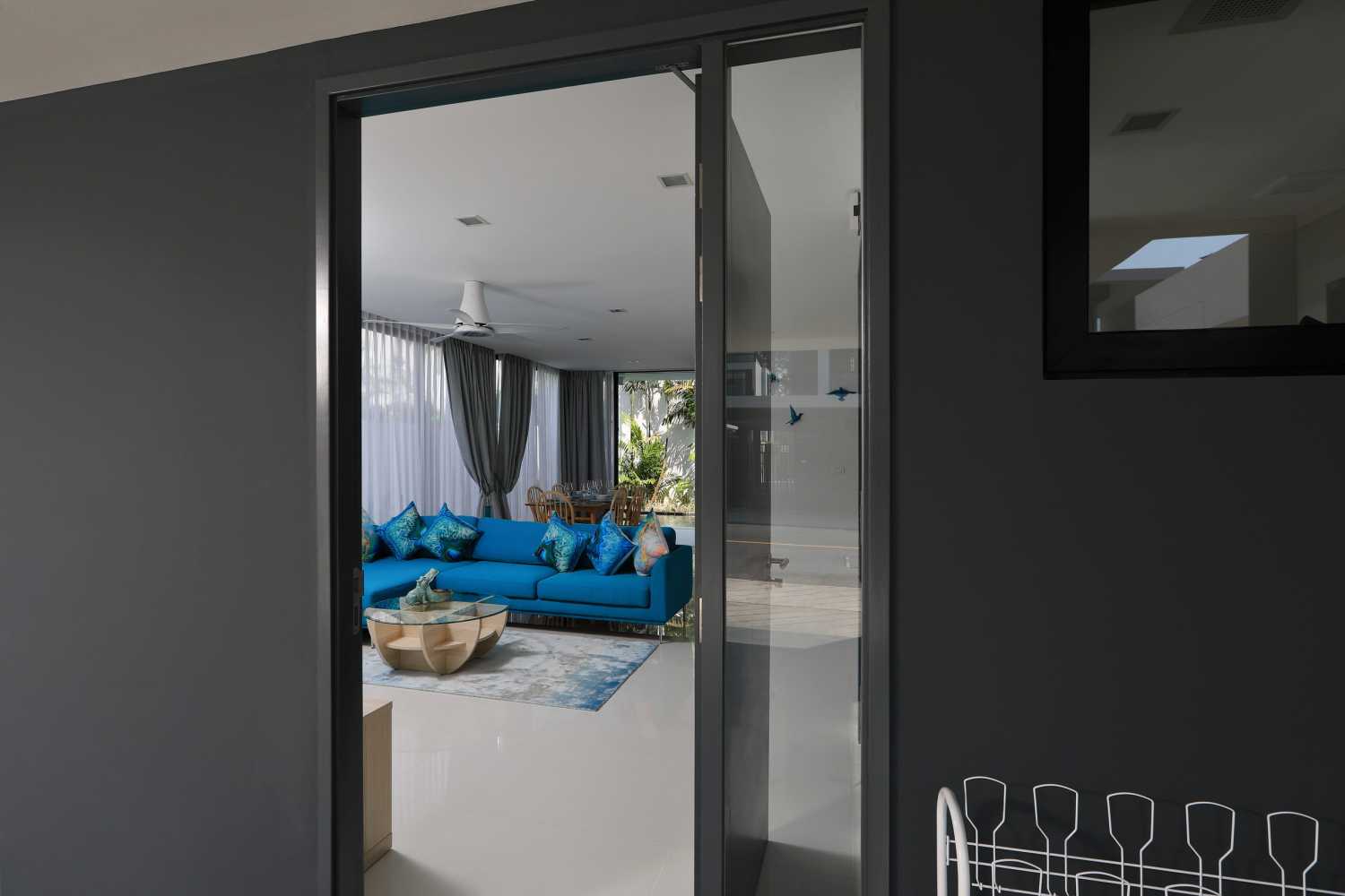 Property image - full photo 4