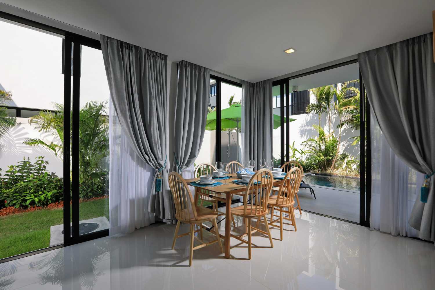Property image - full photo 10