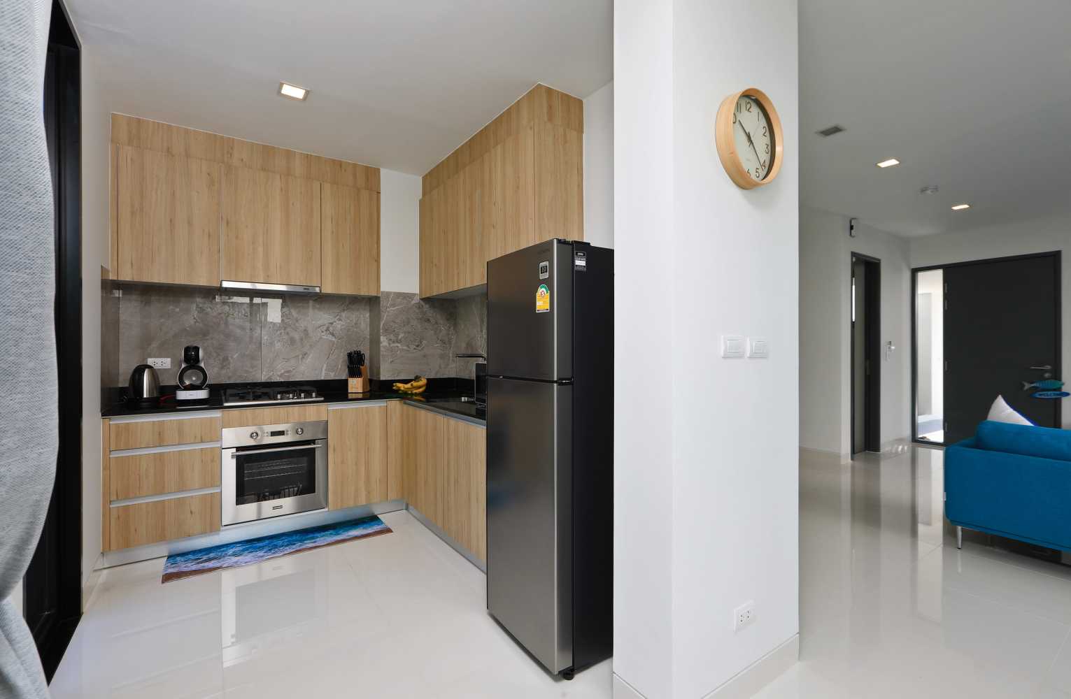 Property image - full photo 11