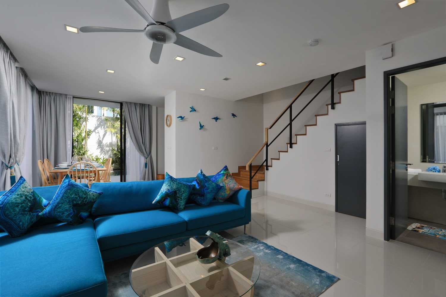 Property image - full photo 8