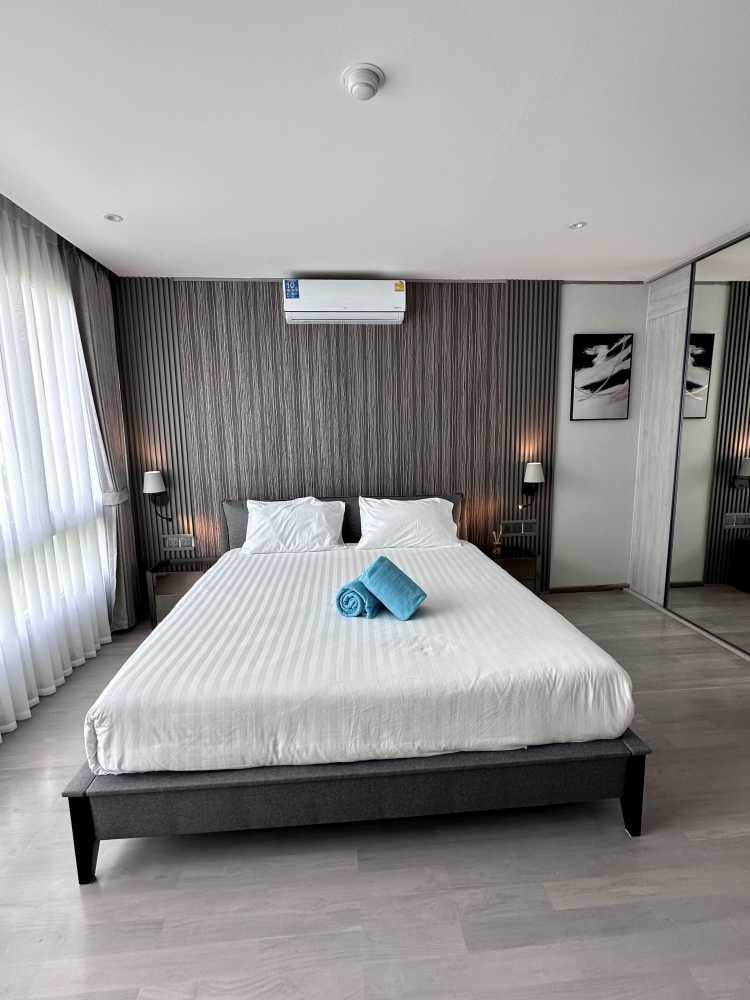 Property image - full photo 12