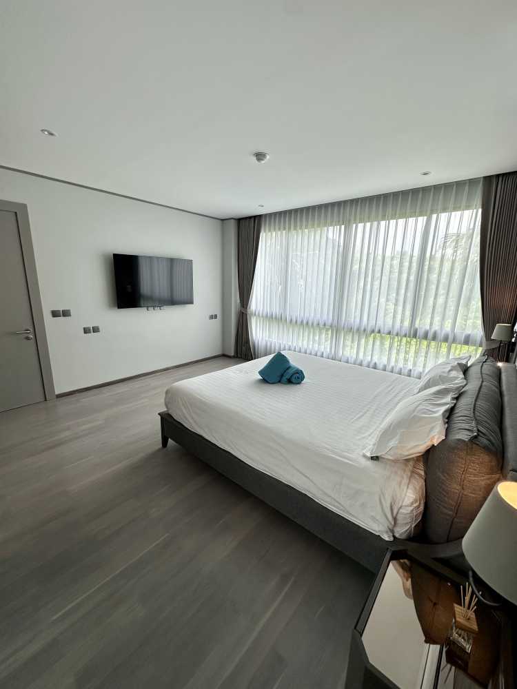 Property image - full photo 28