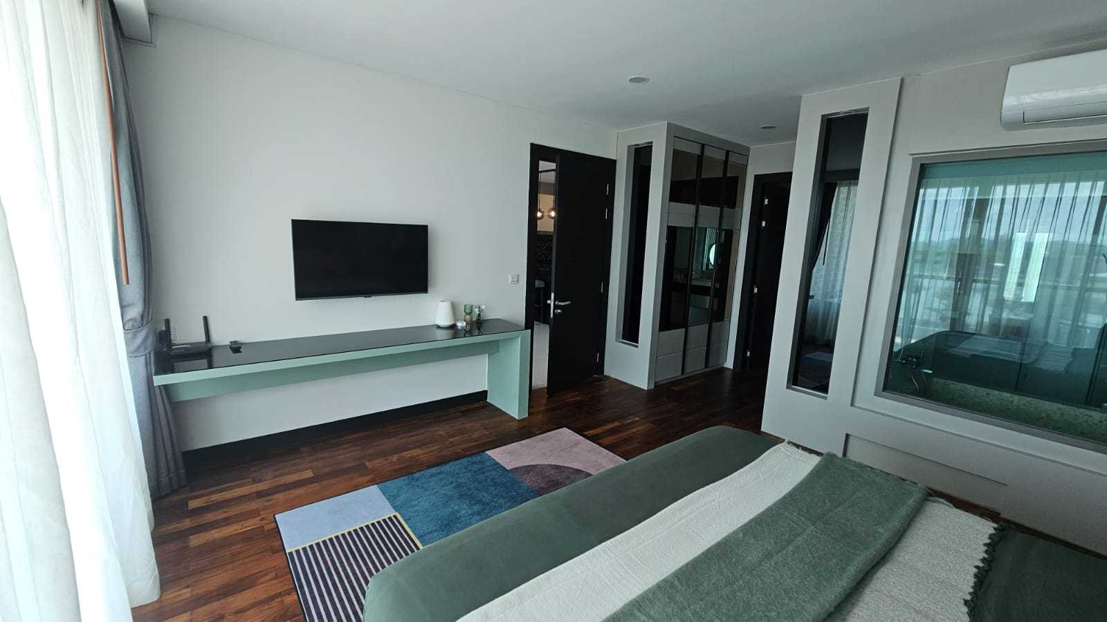 Property image - full photo 9