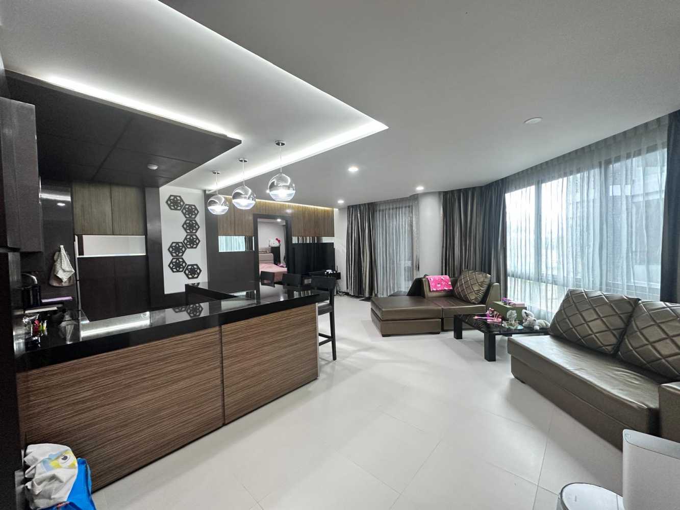 Property image - full photo 1