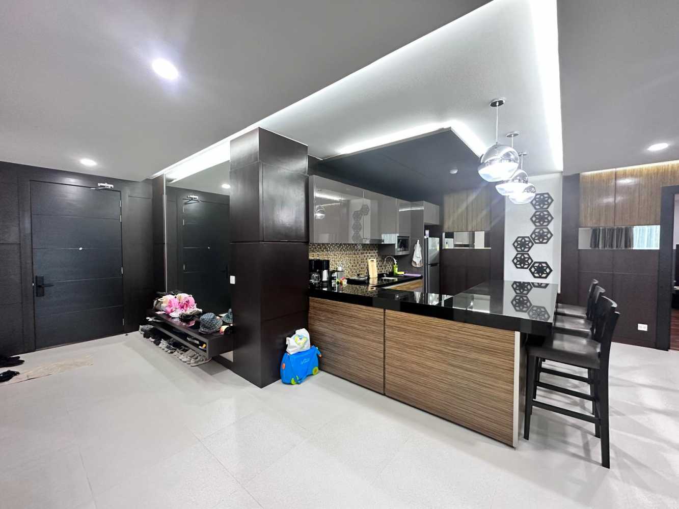 Property image - full photo 5