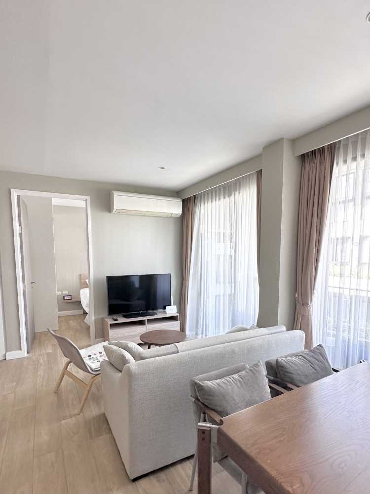 Property image - full photo 6