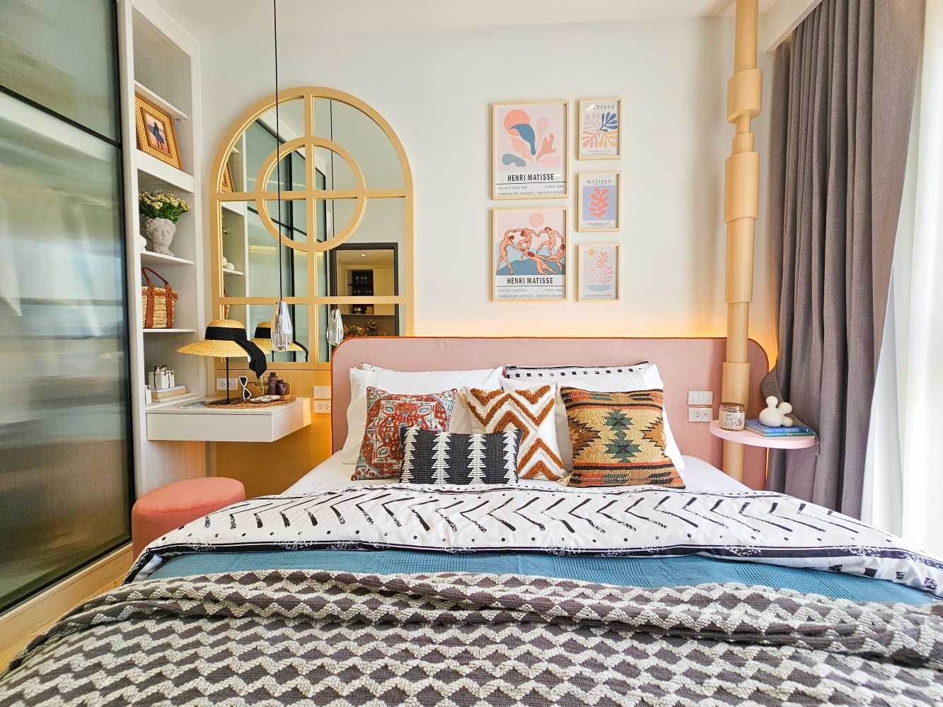 Property image - full photo 3