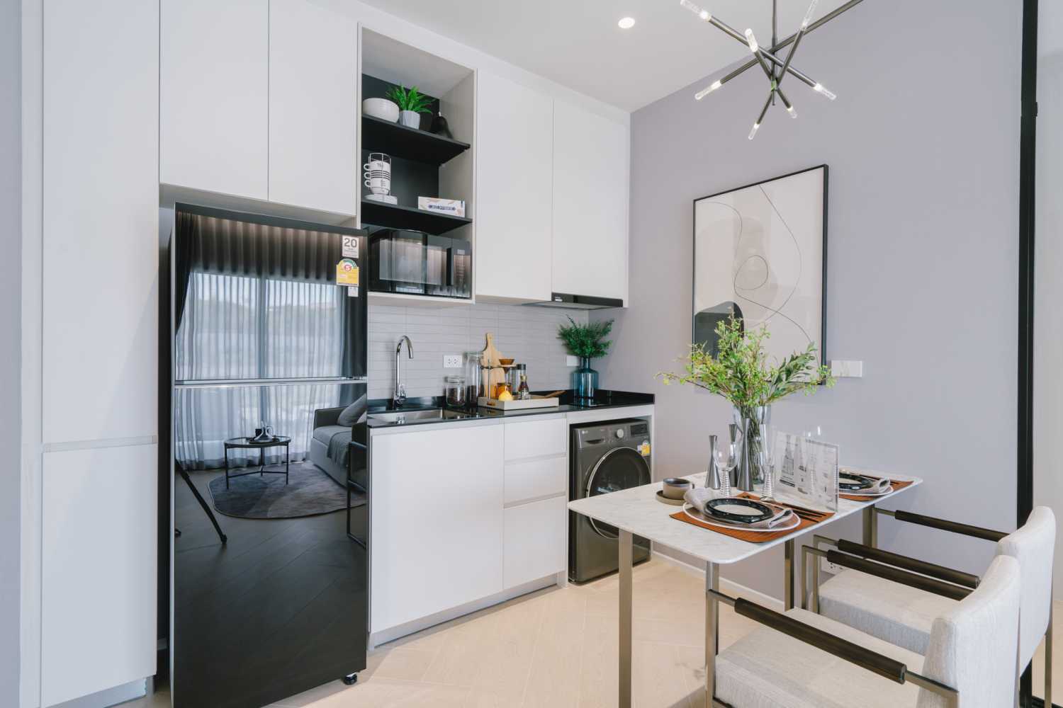 Property image - full photo 10
