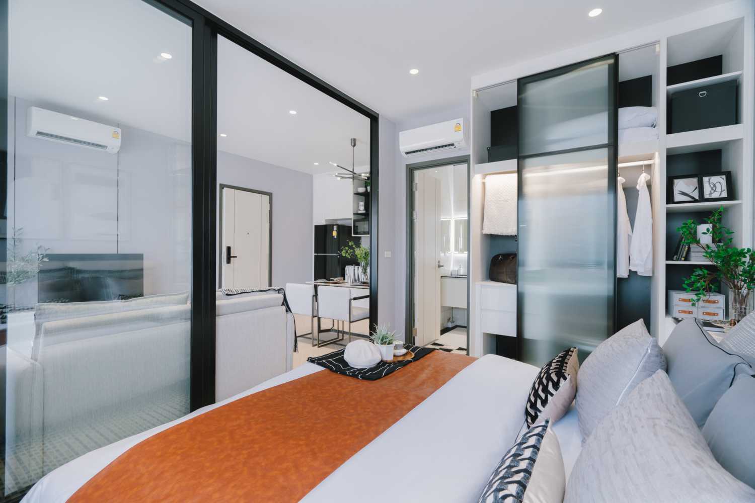 Property image - full photo 15