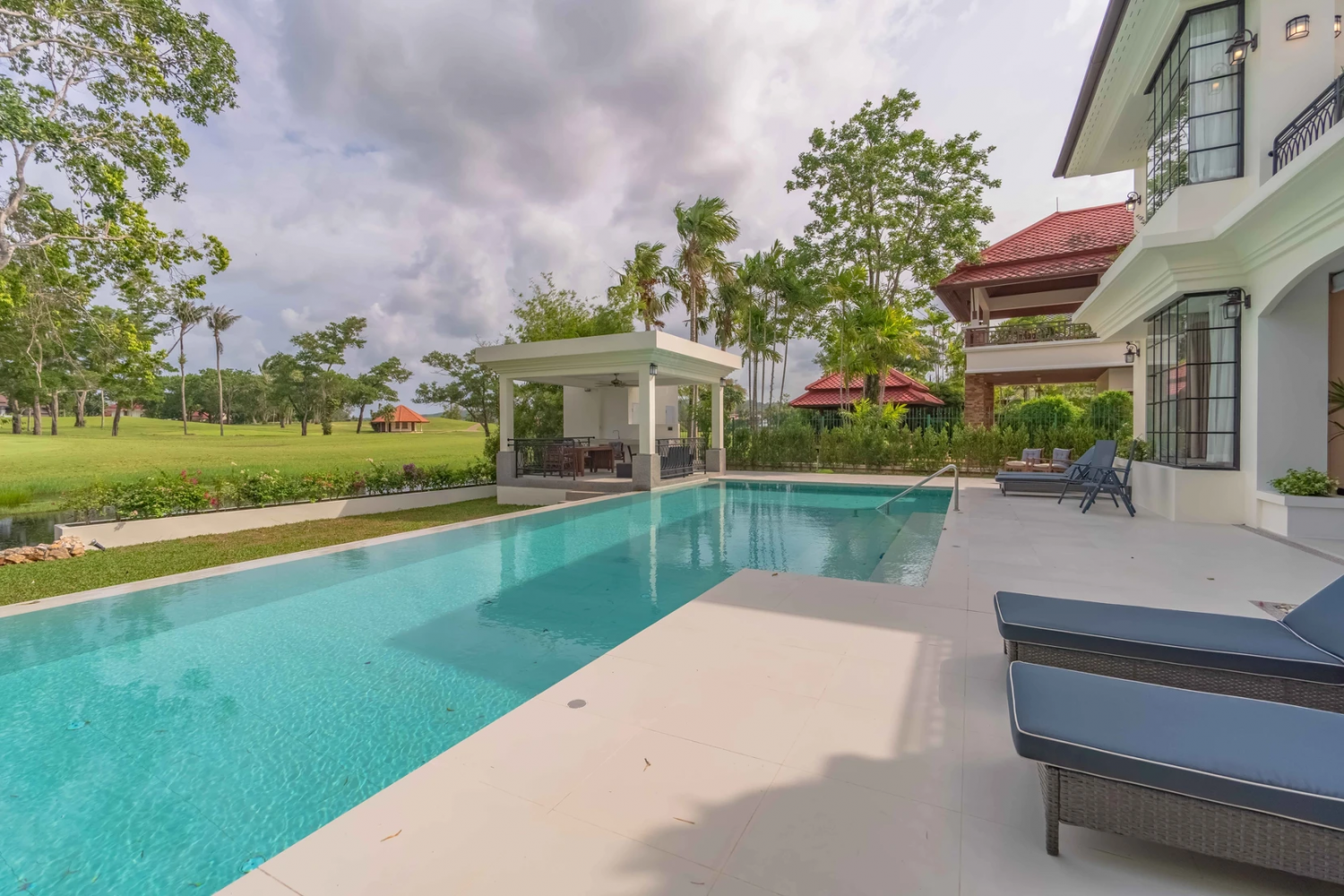 Property image - full photo 30