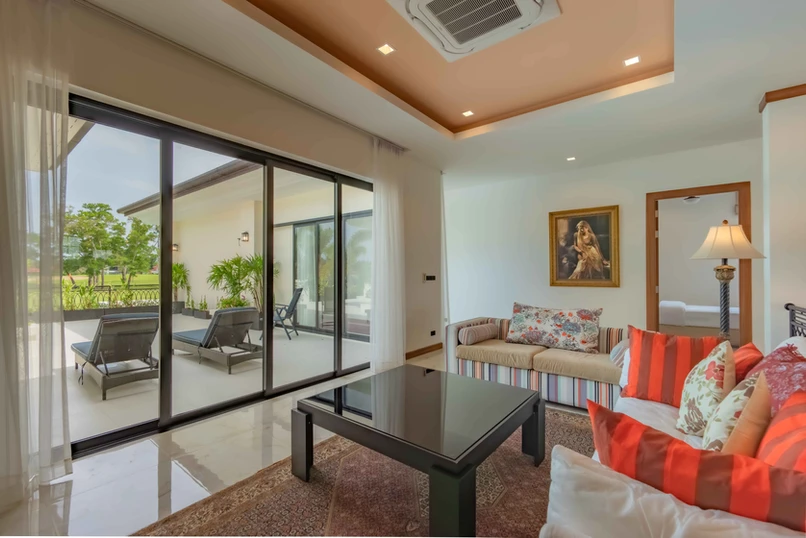 Property image - full photo 12