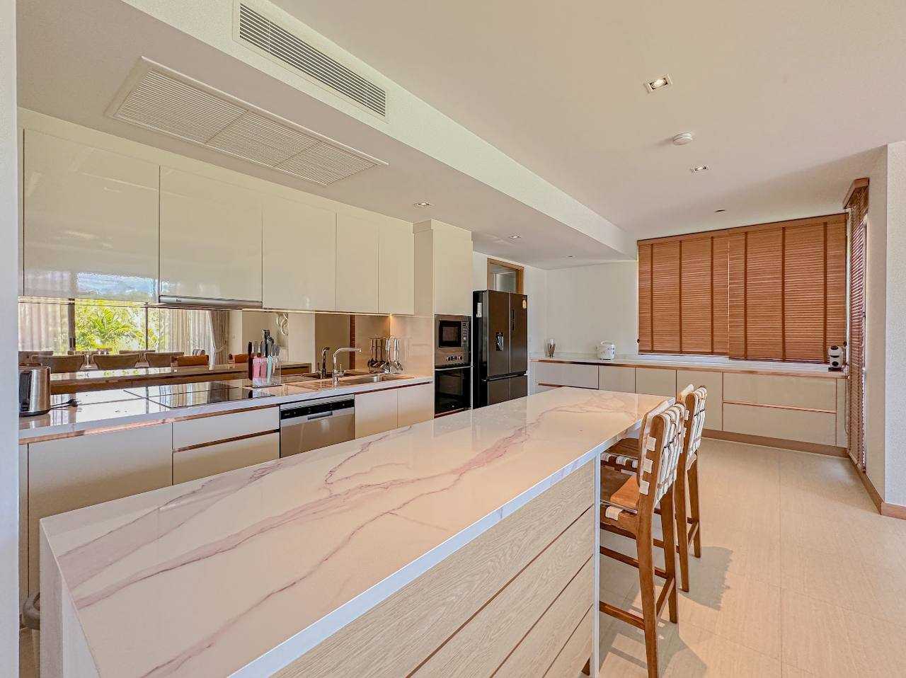 Property image - full photo 18