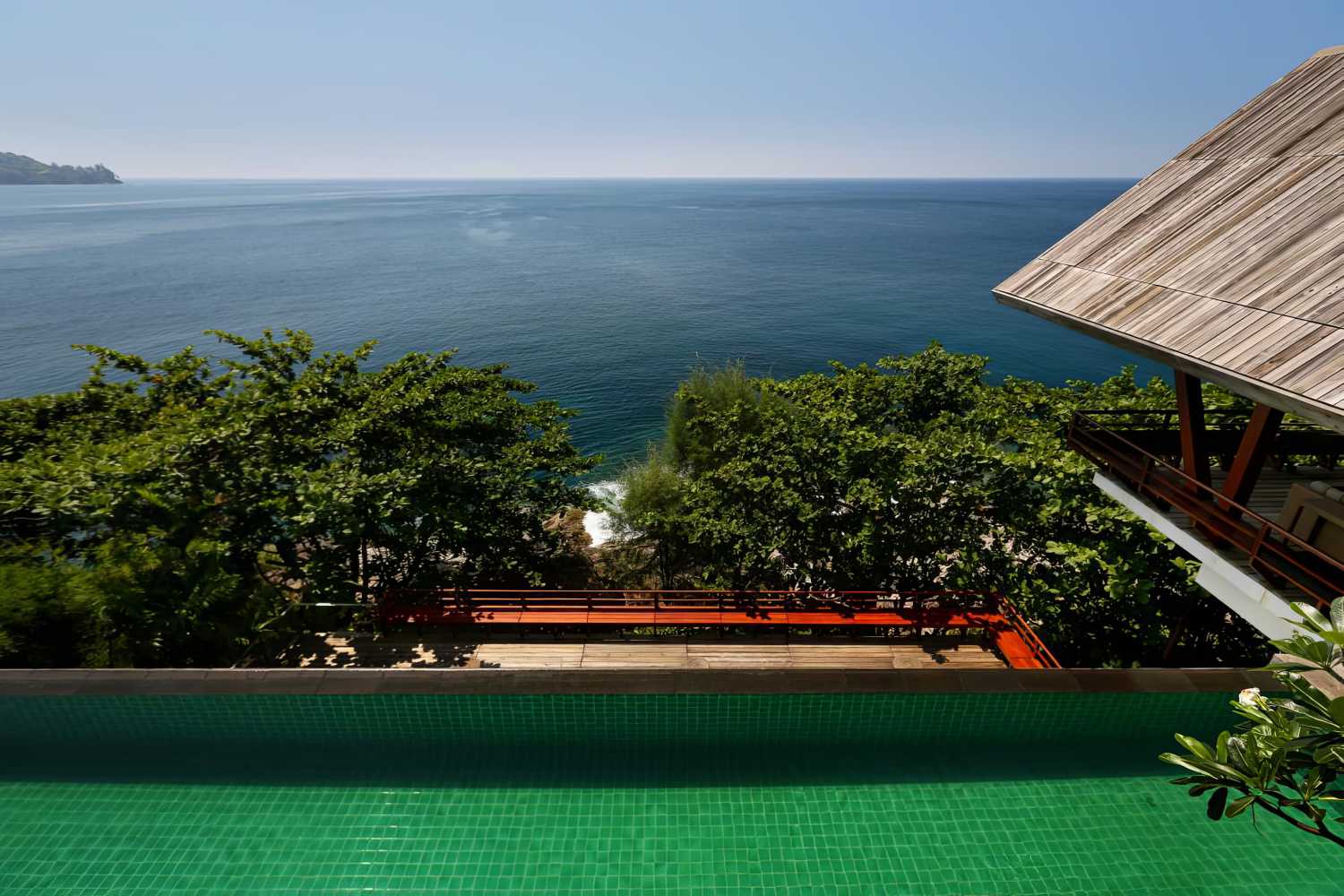Property image - full photo 4