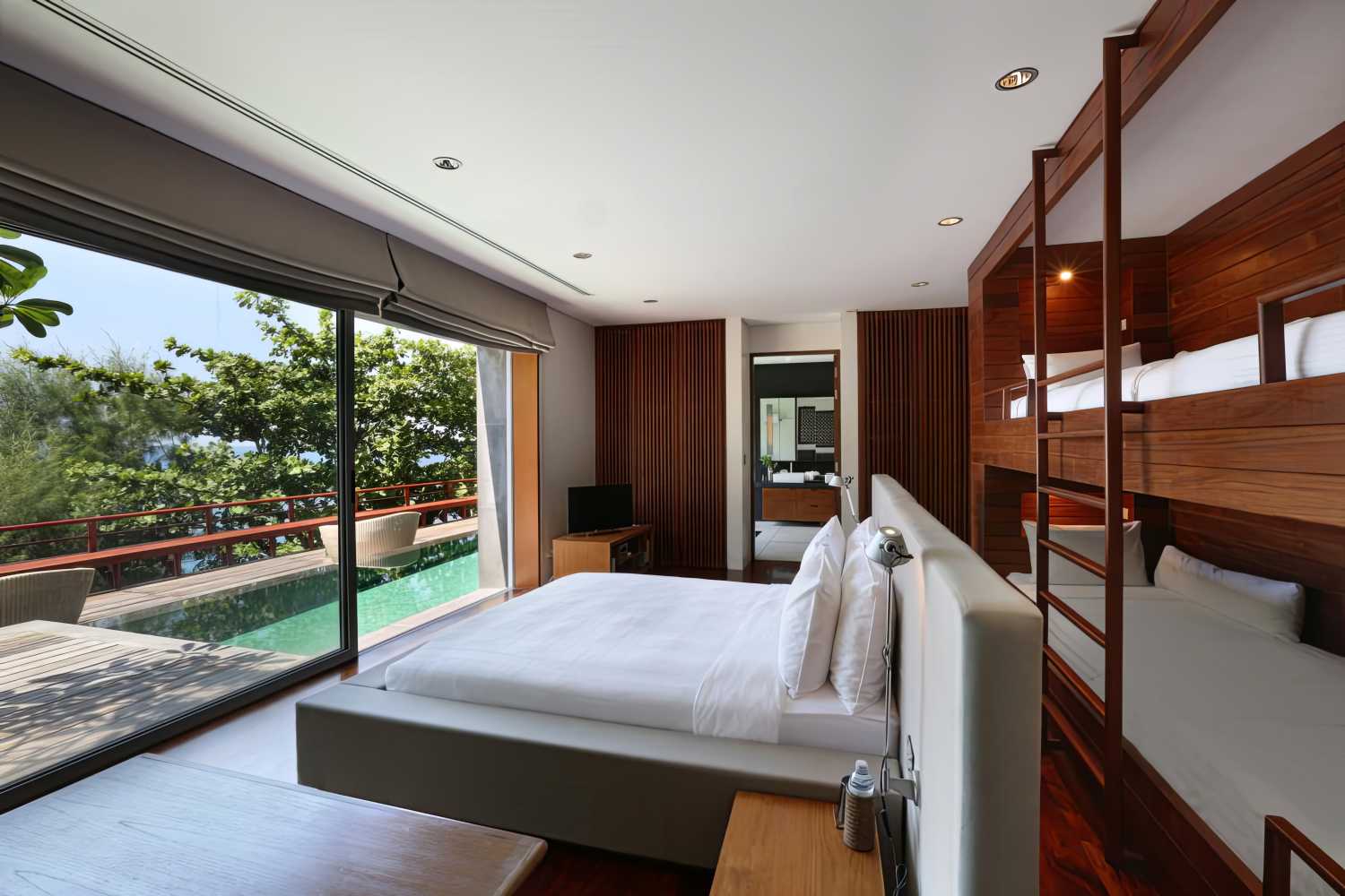 Property image - full photo 22