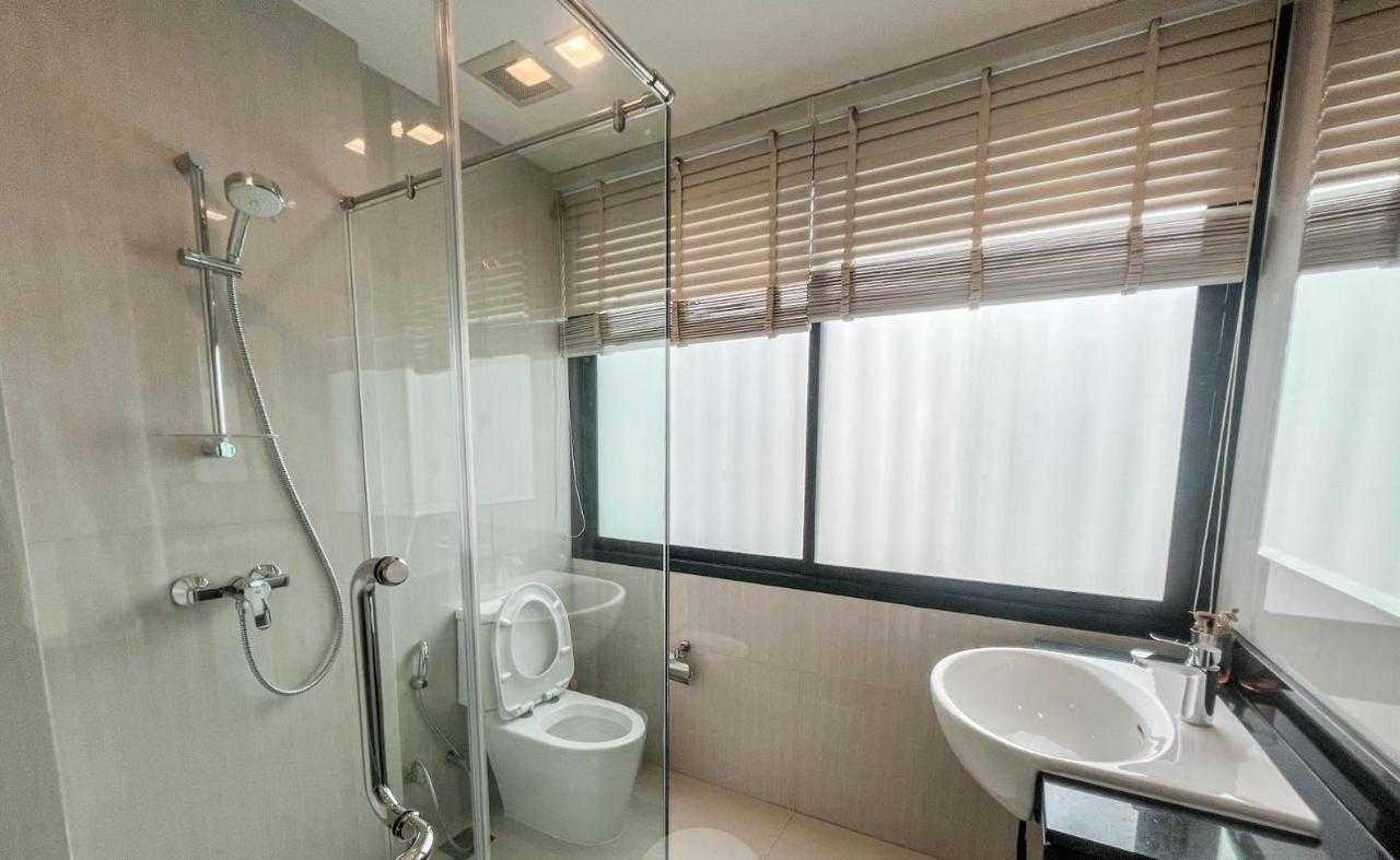 Property image - full photo 8