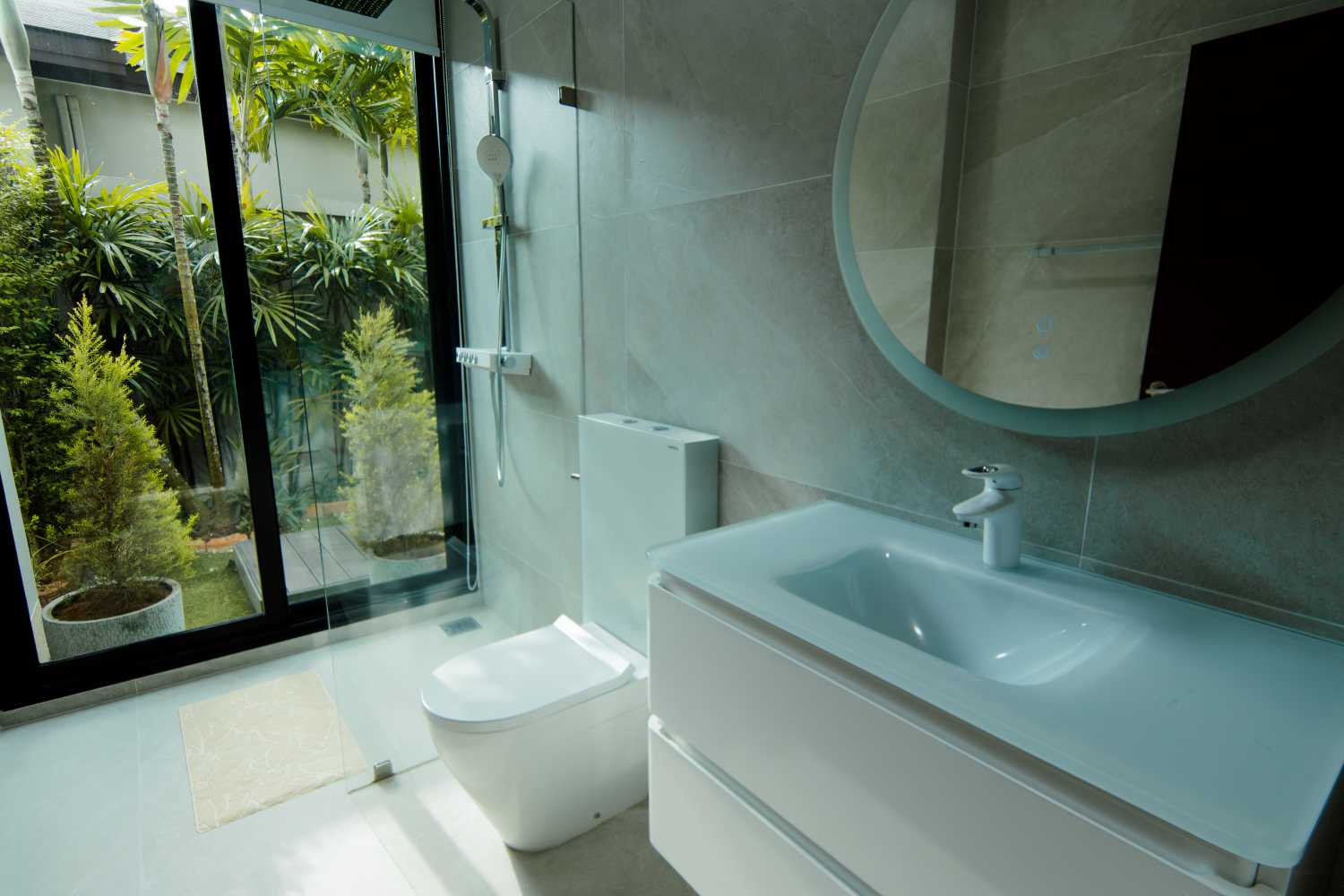 Property image - full photo 21