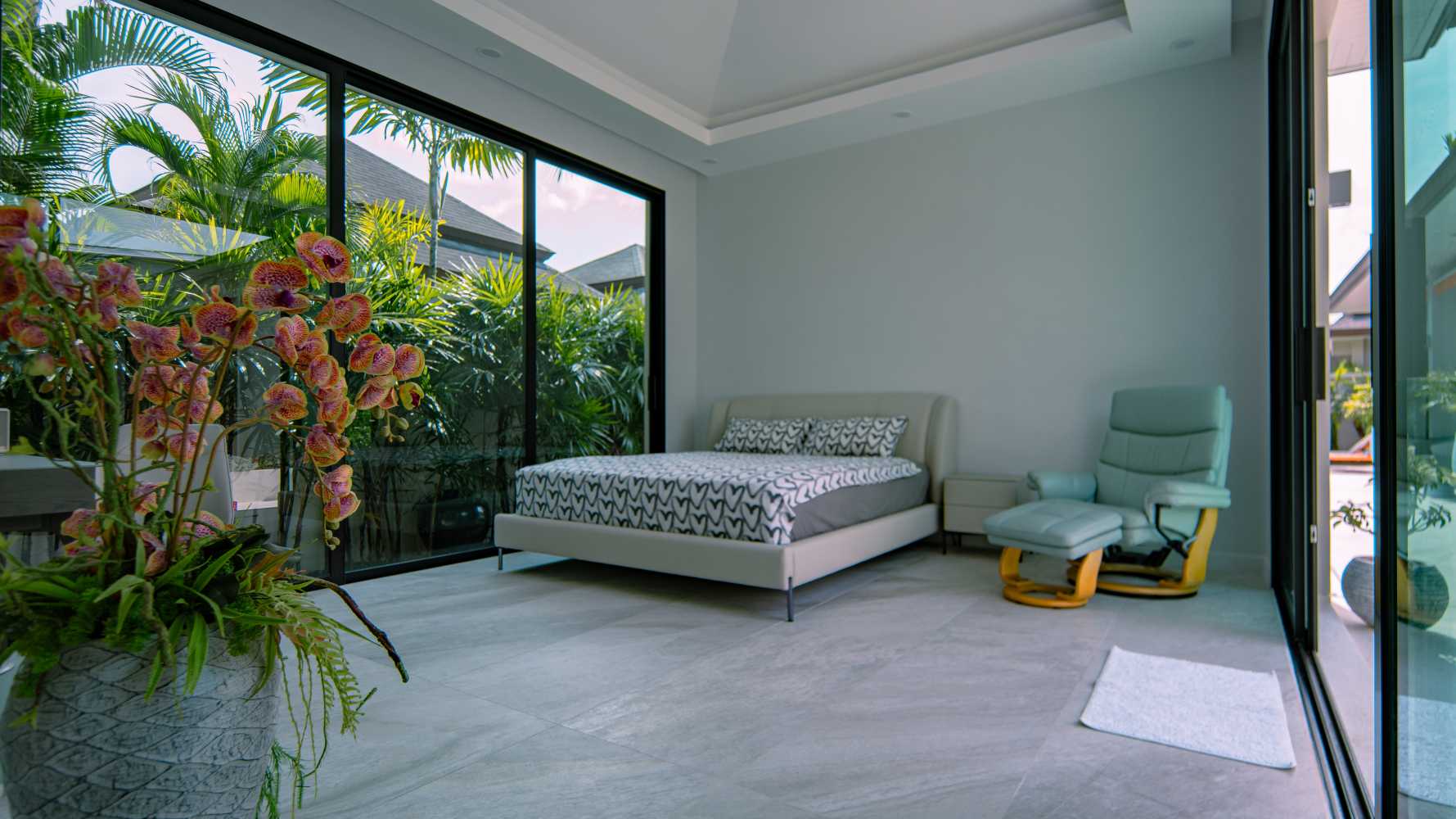 Property image - full photo 31