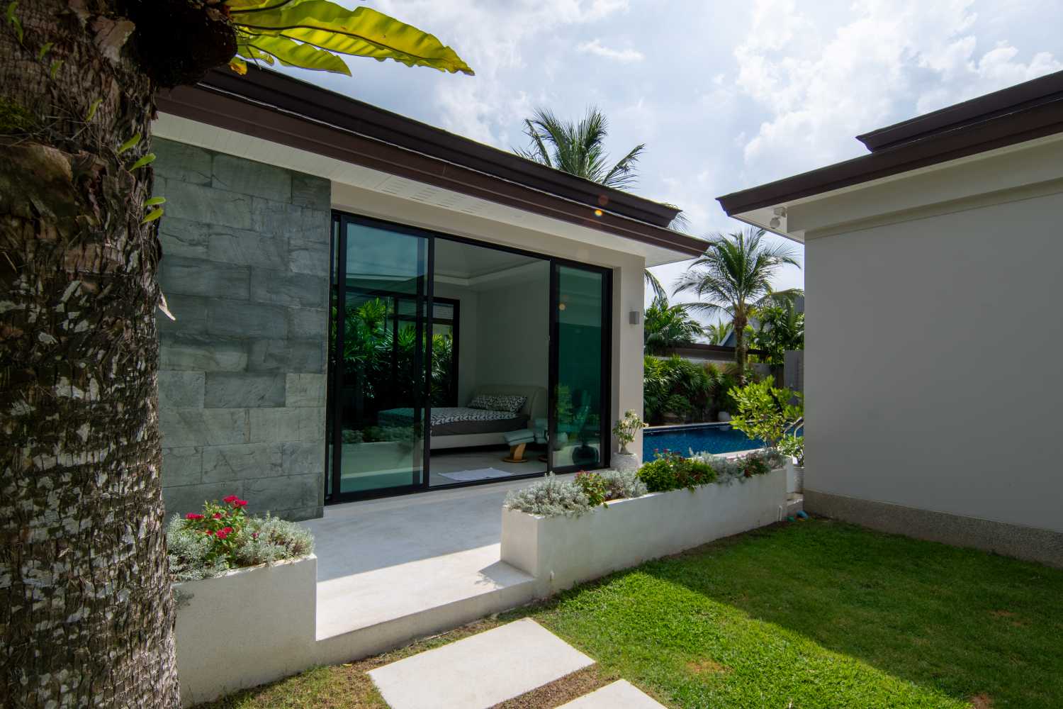 Property image - full photo 49