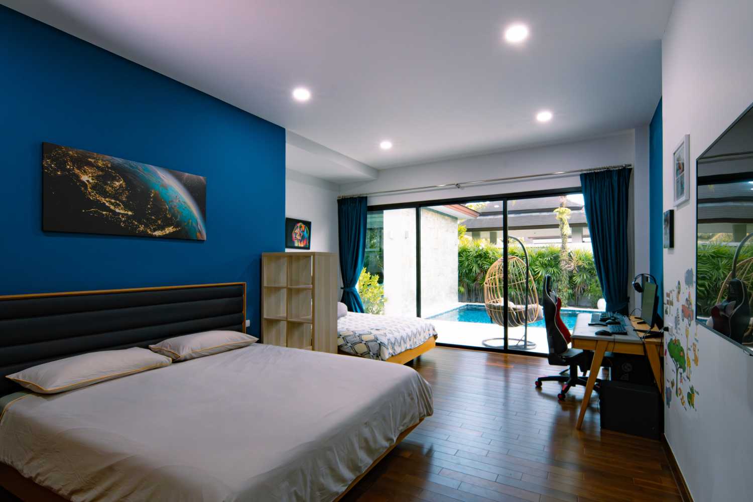 Property image - full photo 13