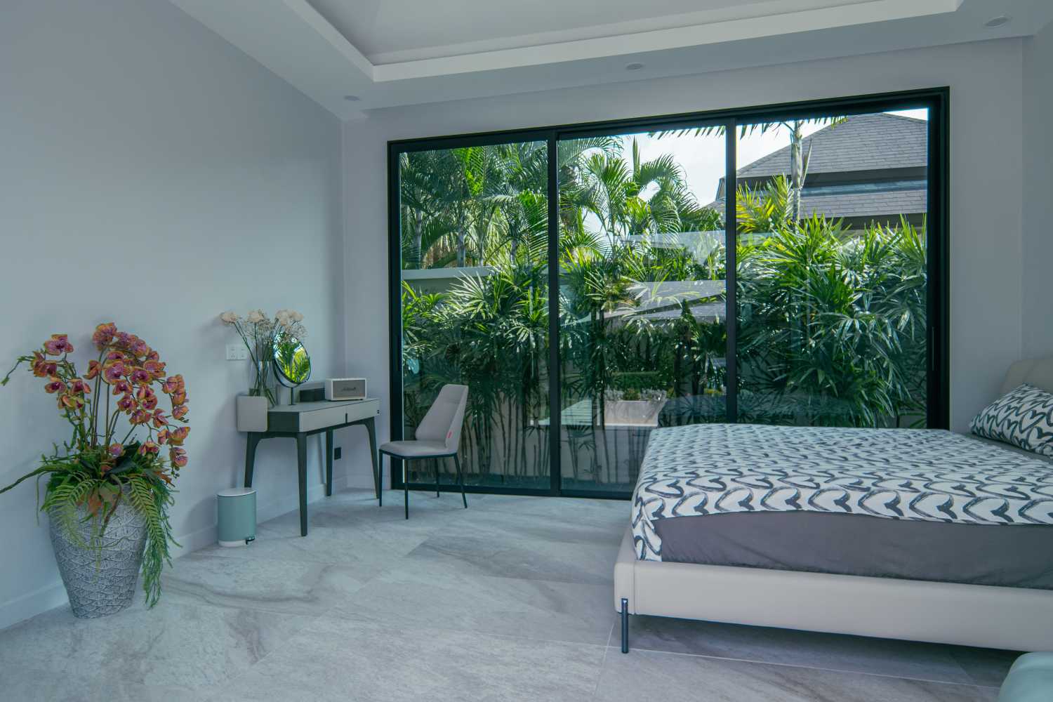 Property image - full photo 30