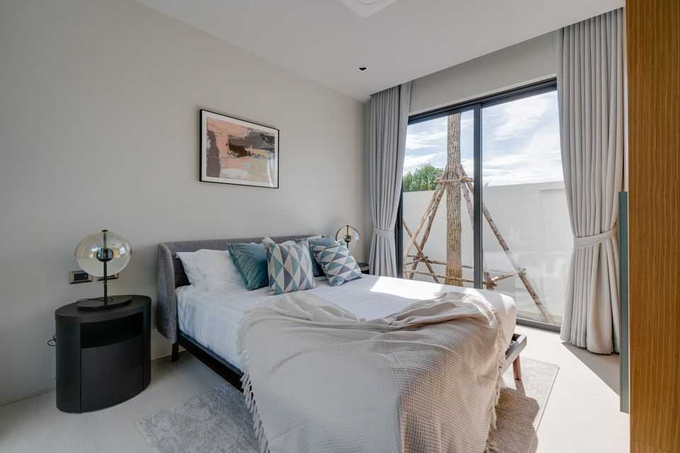 Property image - full photo 12