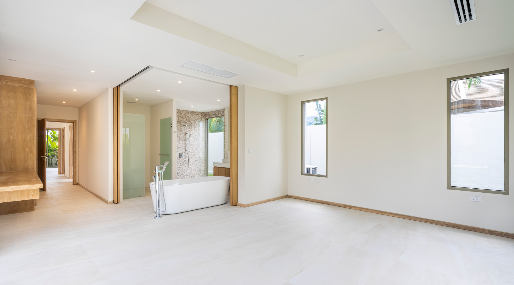 Property image - full photo 10