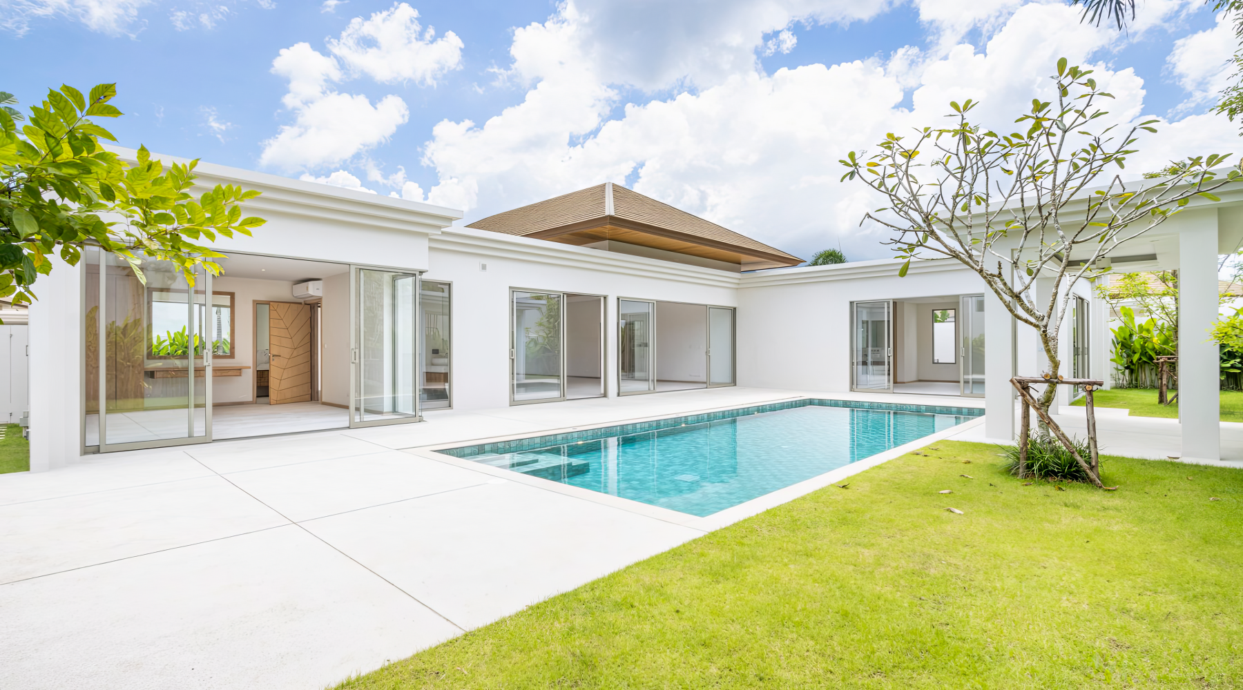 Property image - full photo 2