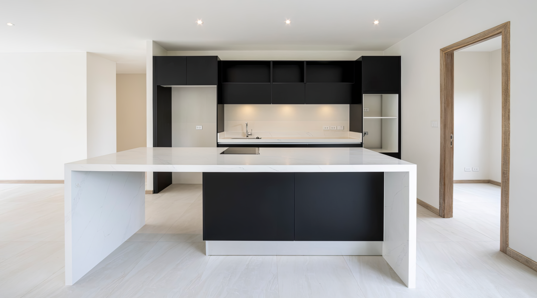 Property image - full photo 5
