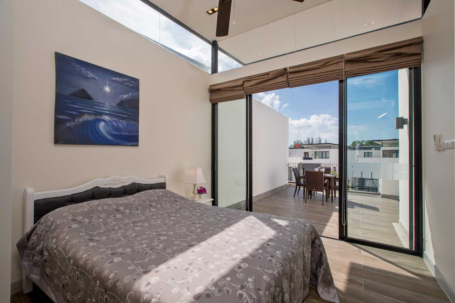 Property image - full photo 37