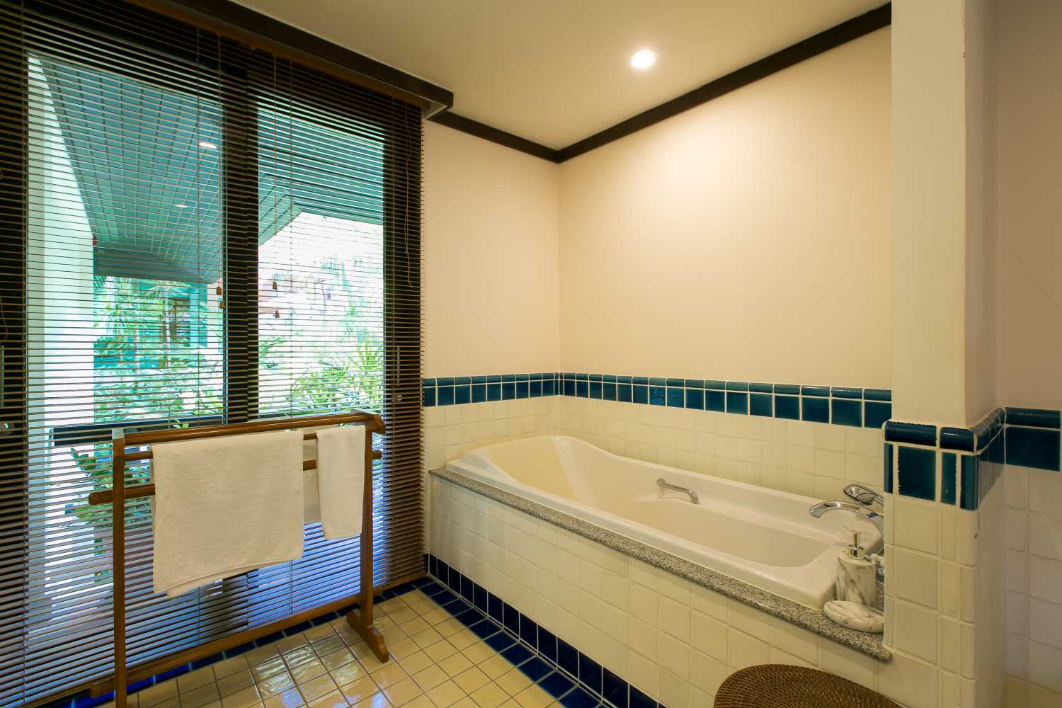 Property image - full photo 7