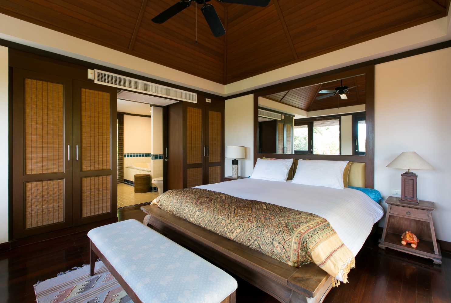 Property image - full photo 4