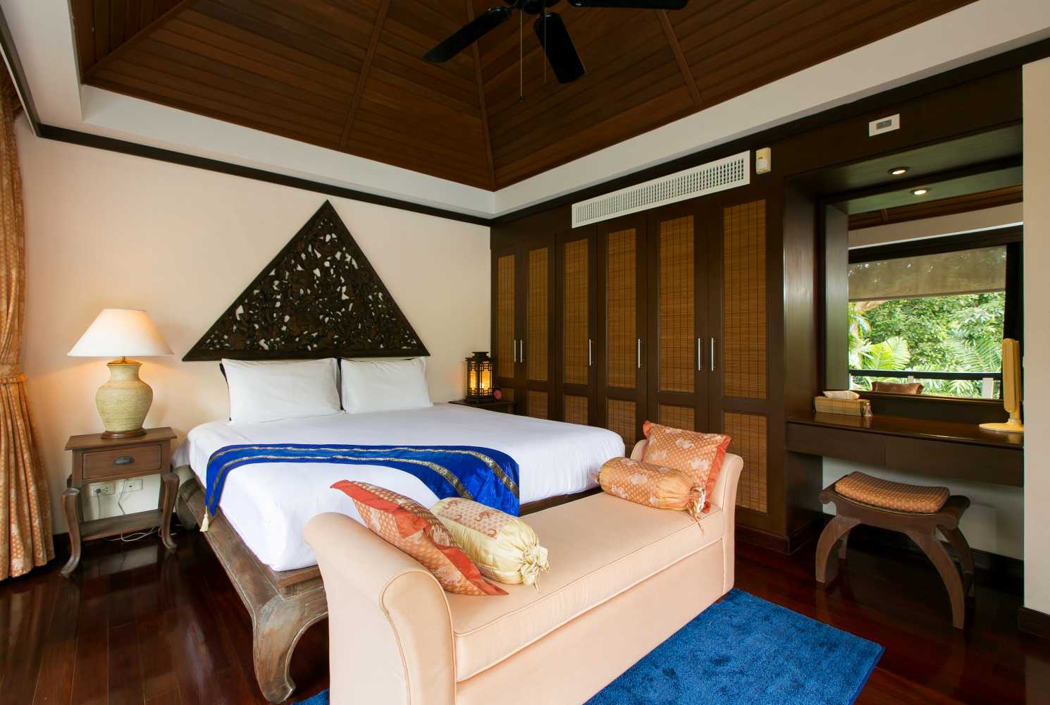 Property image - full photo 13