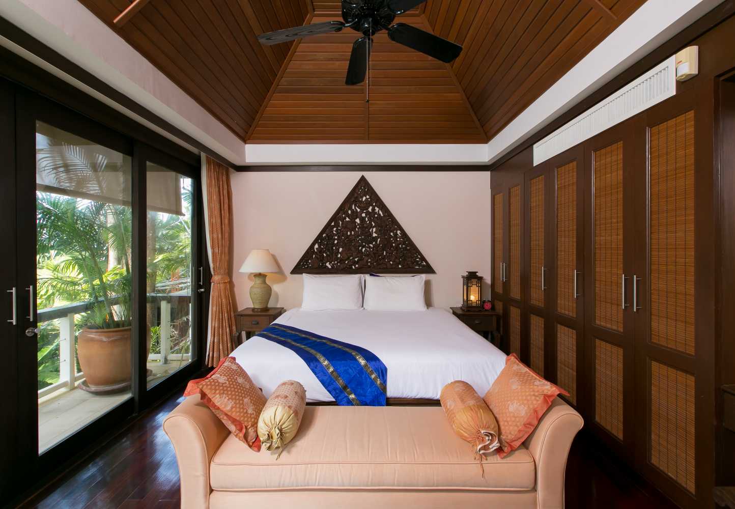 Property image - full photo 10