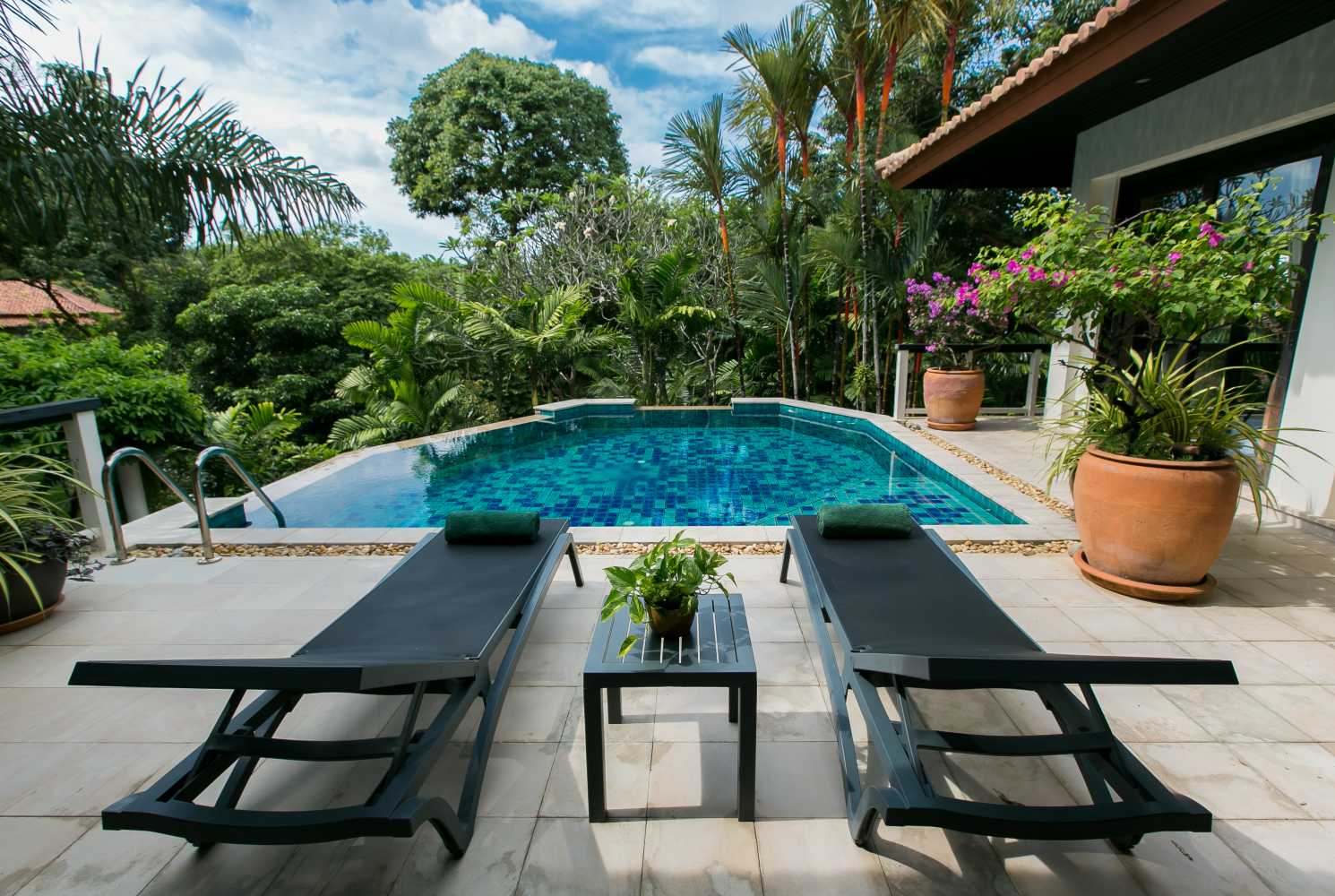 Property image - full photo 17