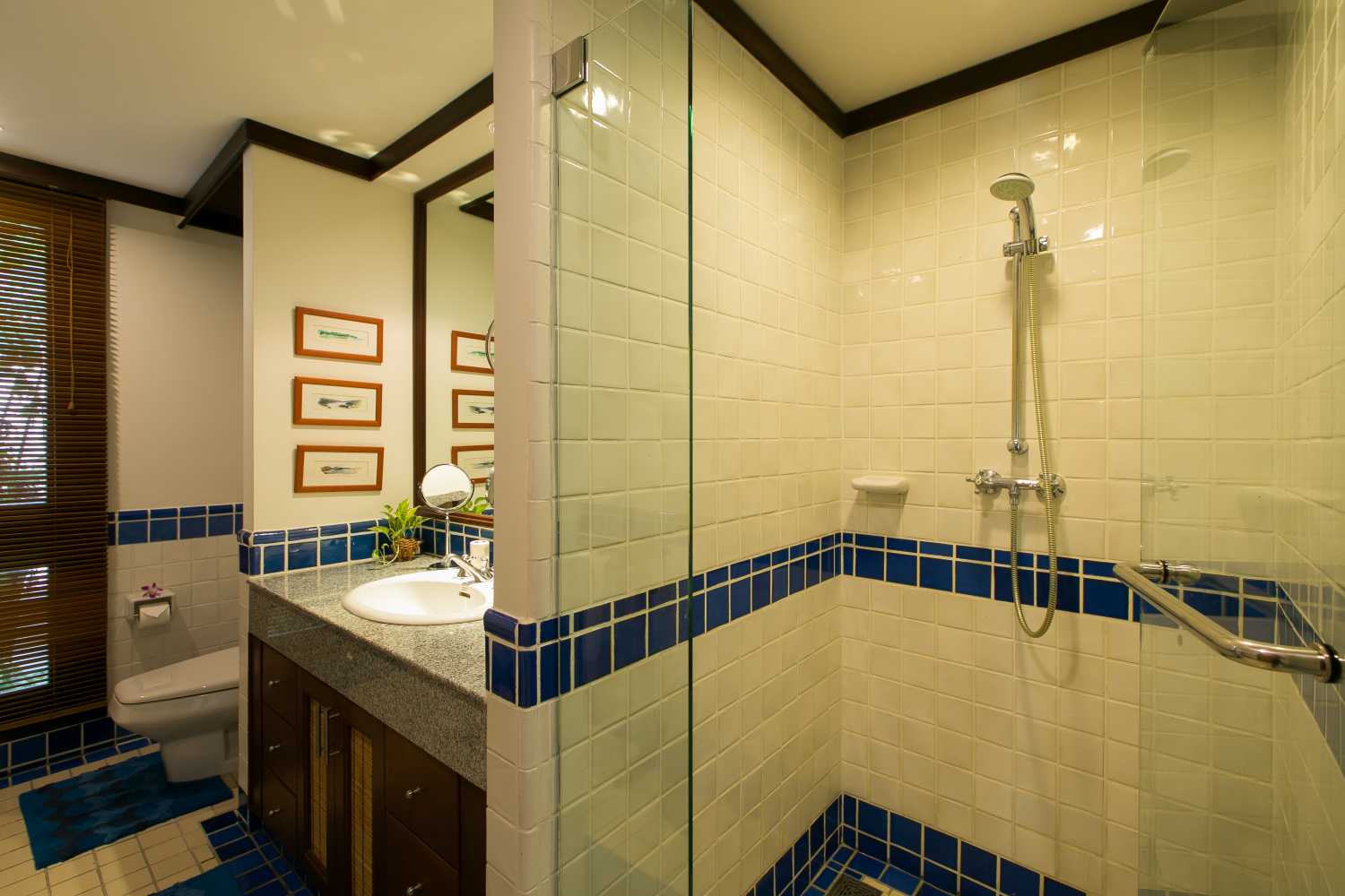 Property image - full photo 19