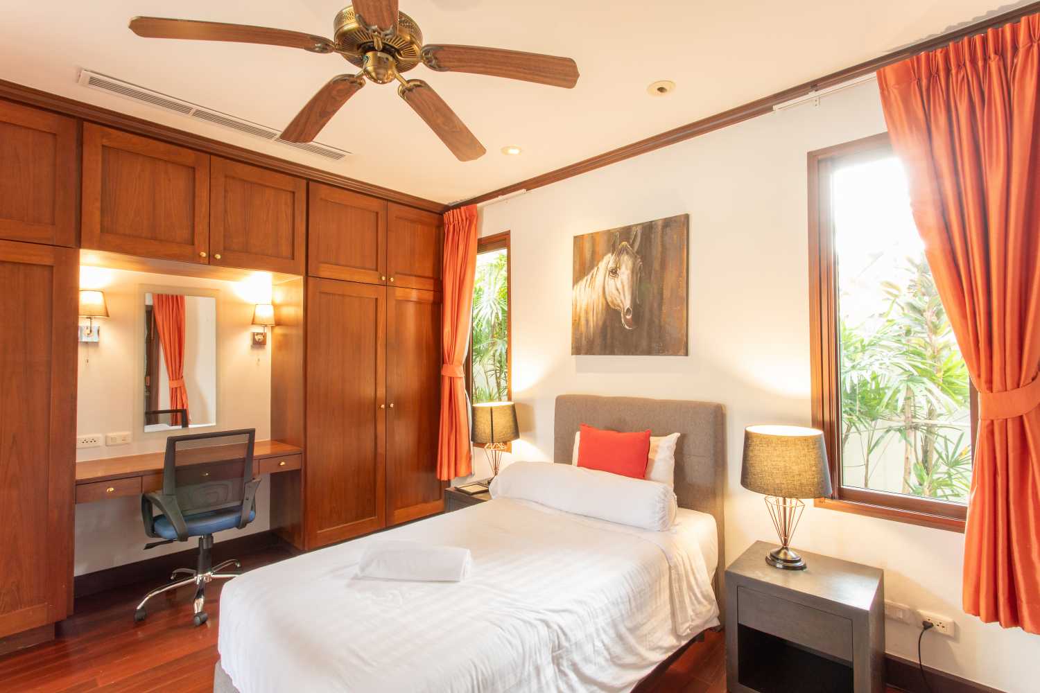Property image - full photo 21