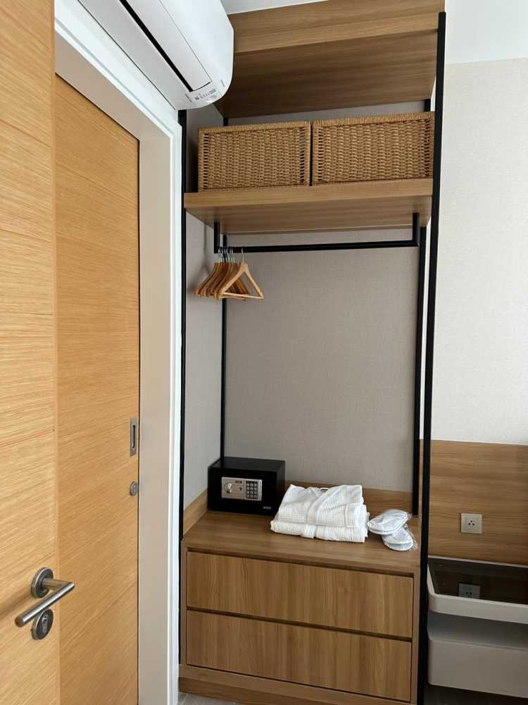 Property image - full photo 9