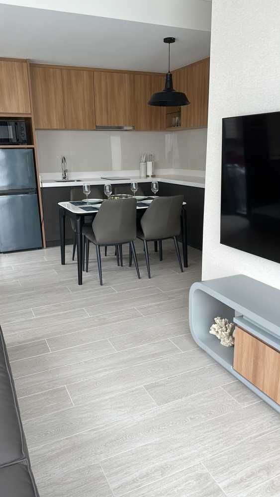 Property image - full photo 2