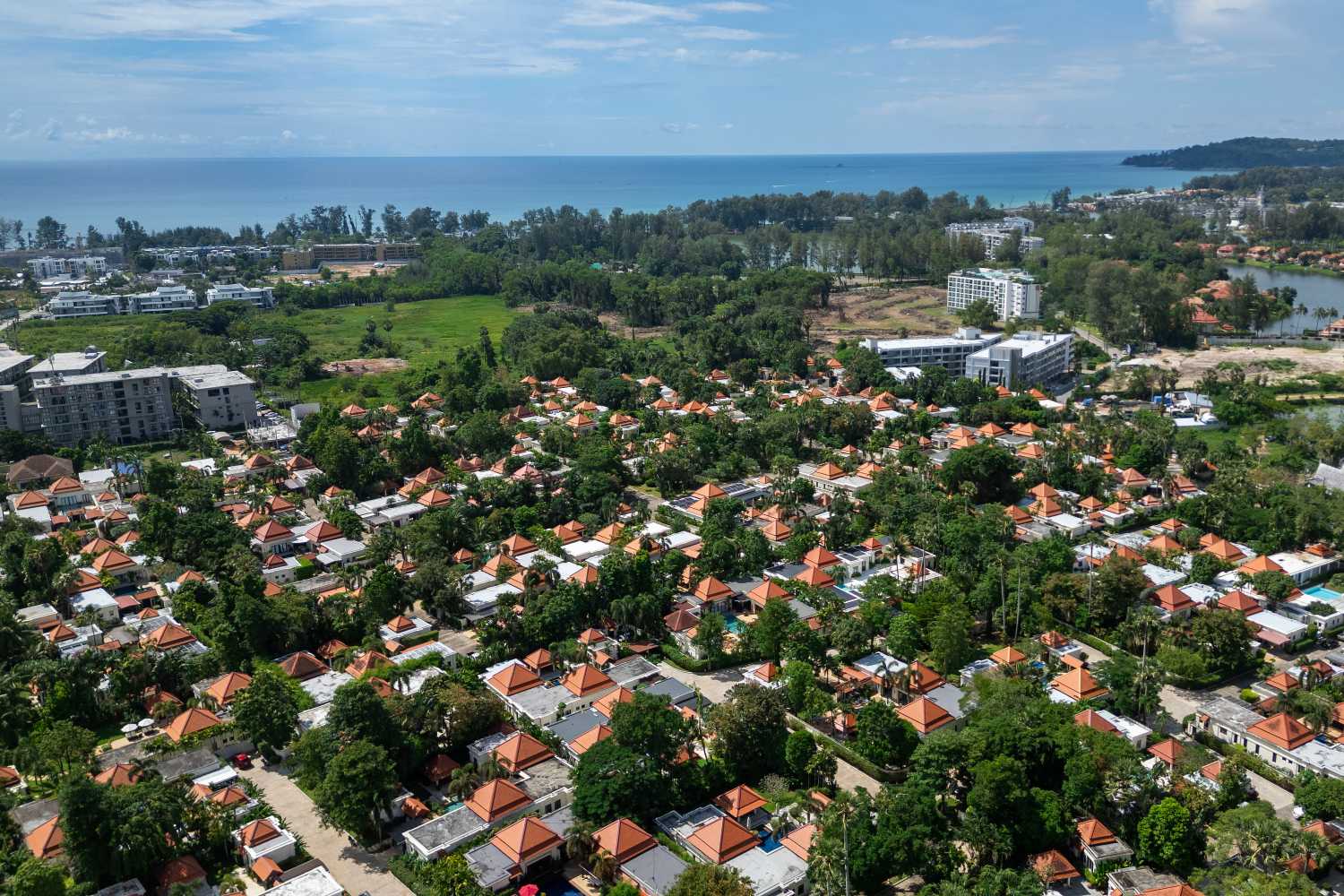 Property image - full photo 2