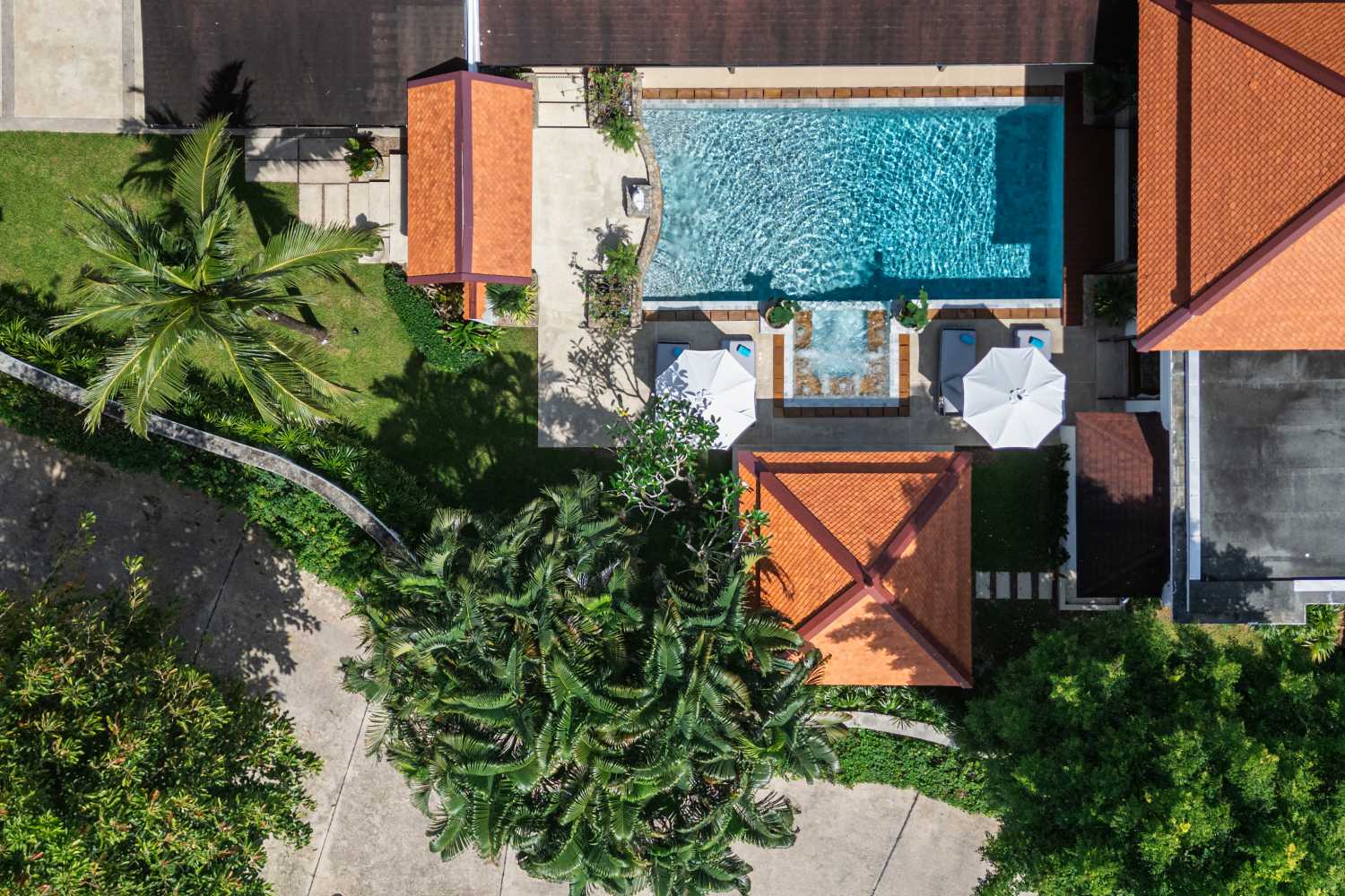Property image - full photo 4