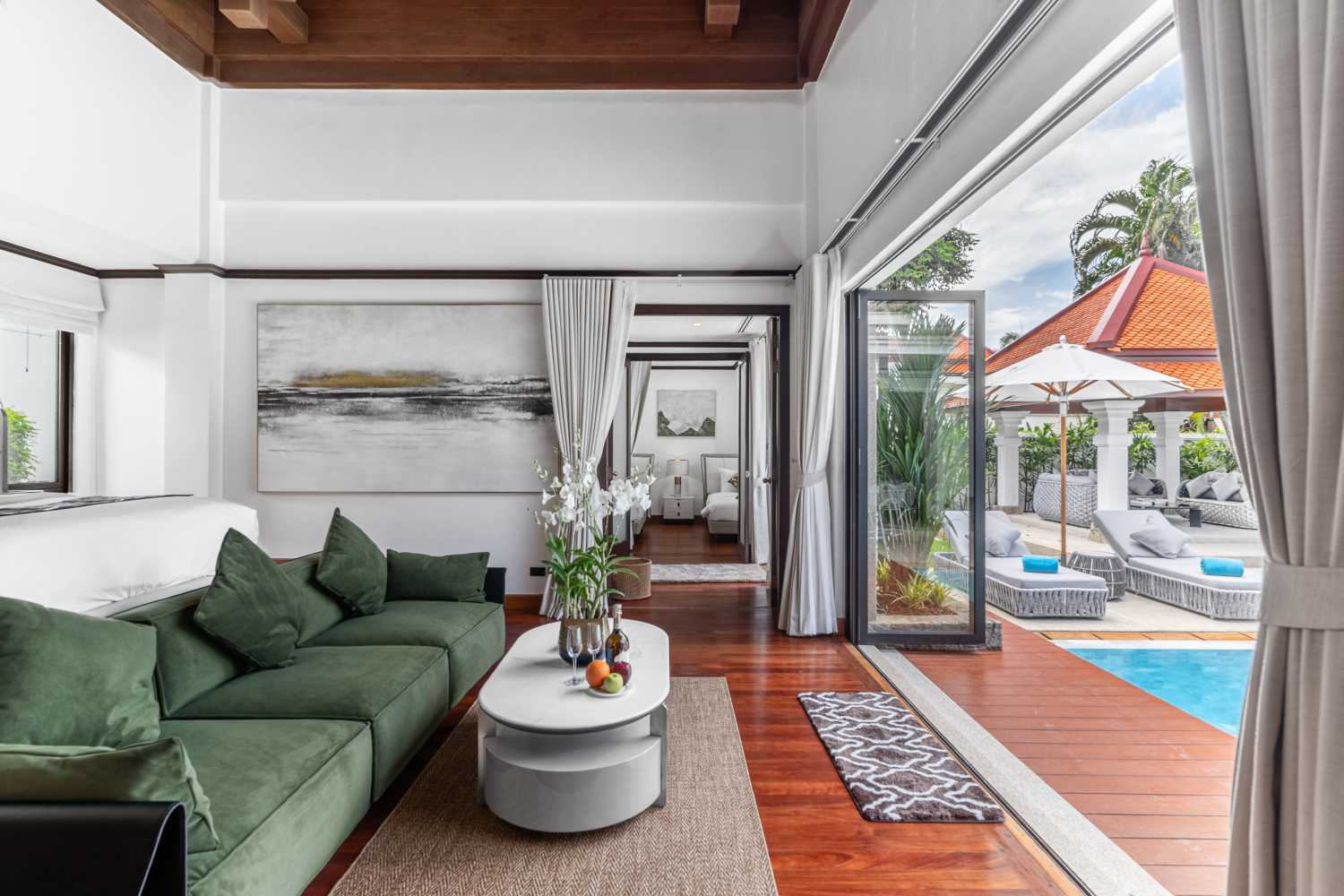 Property image - full photo 16